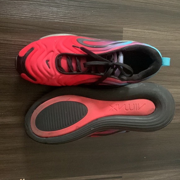 Nike Air Max 720 Red/Blue - Picture 3 of 4